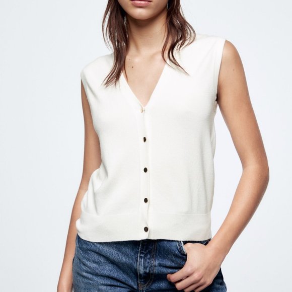 ZARA GOLD BUTTON WHITE KNIT SLEEVELESS VEST - Picture 1 of 7